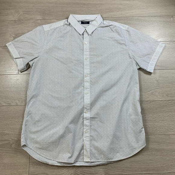 Theory Coppolo Durhem Button Front Short Sleeve Shirt - Picture 2 of 11